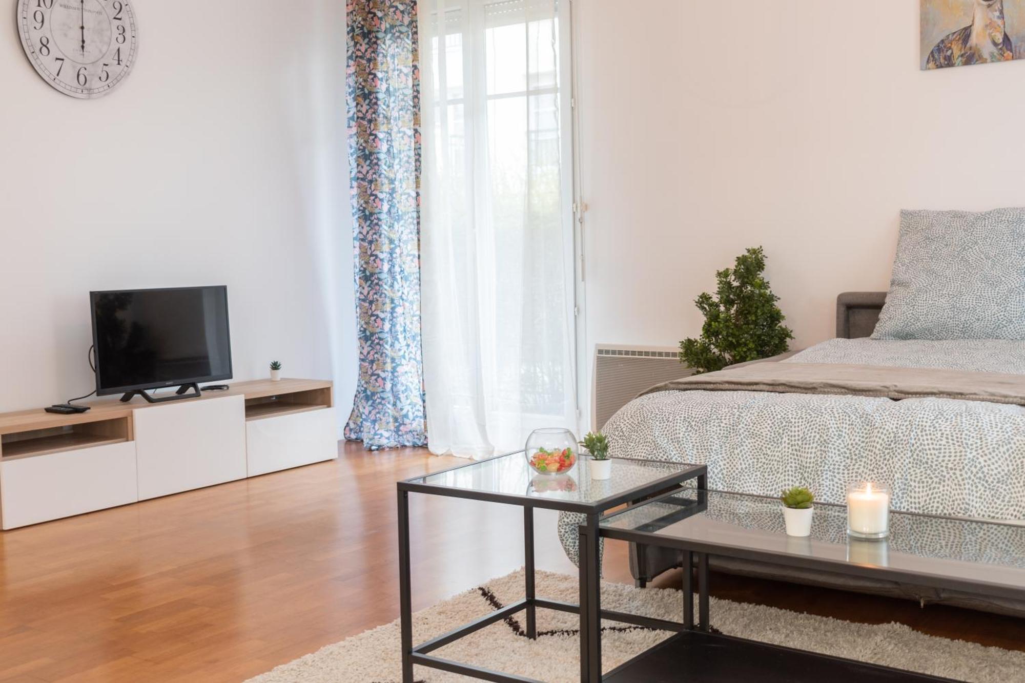 Le Nordique-T2-47M2-Face Val D'Europe-Disney เซร์ริส ภายนอก รูปภาพ